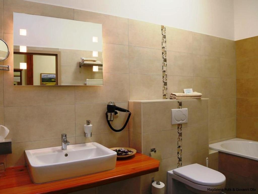 Liepen  Hotel Und Restaurant Am Peenetal חדר תמונה
