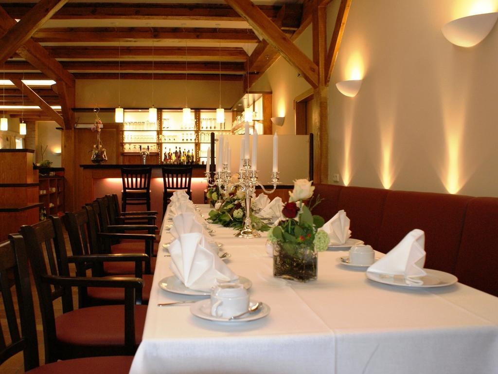 Liepen  Hotel Und Restaurant Am Peenetal מראה חיצוני תמונה